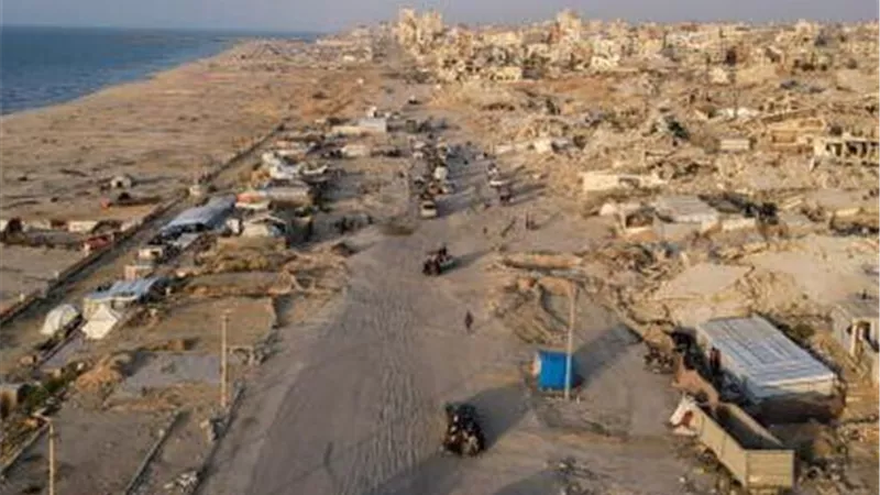 فتح تحذّر من وصاية دولية على غزة وتتمسّك بالشرعية الفلسطينية: لا وصاية ولا انتداب على شعبنا