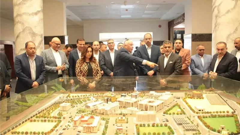 رئيس هيئة تنمية الصعيد يشارك في فعاليات المعرض الزراعي الثاني بمحافظة الوادي الجديد