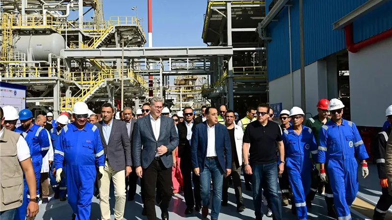 مشروع استرجاع الغازات.. رئيس الوزراء يفتتح مبادرة جديدة لتحقيق الكفاءة في قطاع الطاقة