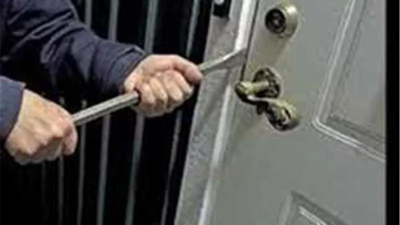 تفاصيل اتهام شخص بسرقة فيلا إعلامية بمدينة الشيخ زايد