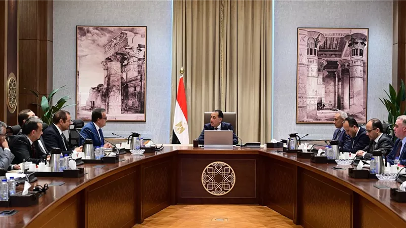 رئيس الوزراء يتابع بدء تطبيق المرحلة الثانية لمنظومة التأمين الصحي الشامل