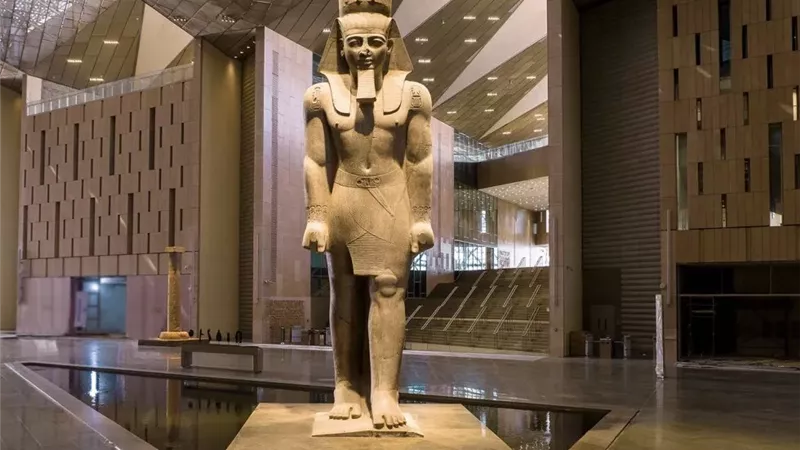 اليوم .. كنوز وحضارة مصر تبهر العالم