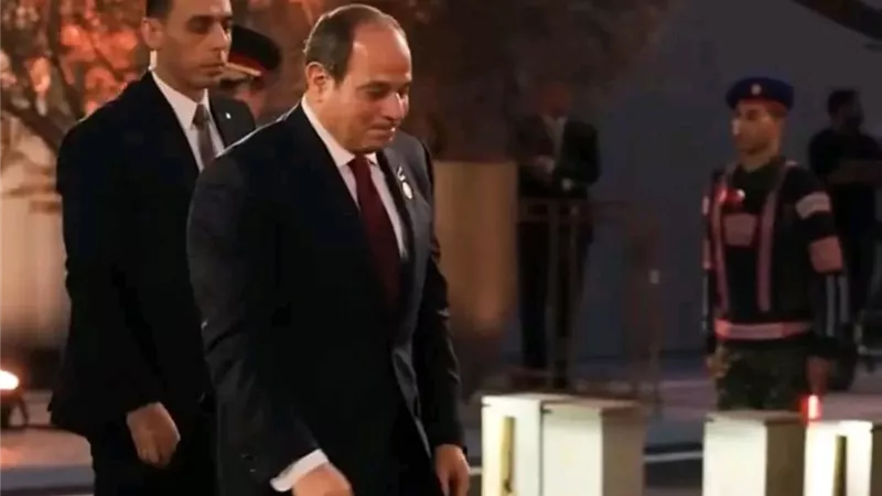 الرئيس السيسي يصل المتحف المصري الكبير لافتتاحه رسميًا