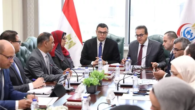 وزيرا الصحة والإسكان يشهدان توقيع مذكرة تفاهم لتطوير المنشآت الصحية بالمدن الجديدة