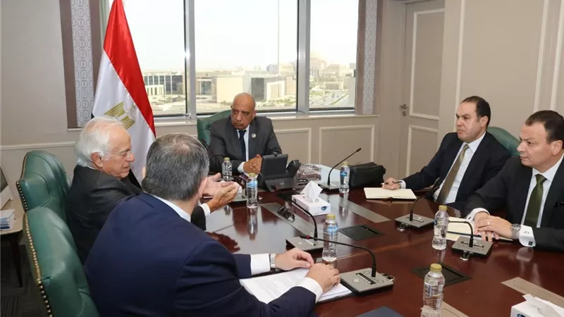 الكهرباء: ربط مصر مع أوروبا عبر اليونان يعزز مكانتها كمركز إقليمي للطاقة
