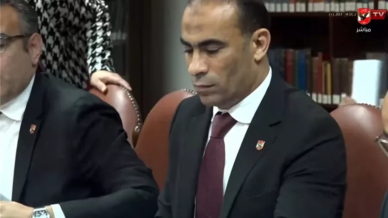 عبد الحفيظ قائمًا بأعمال المشرف العام على كرة القدم بالأهلي