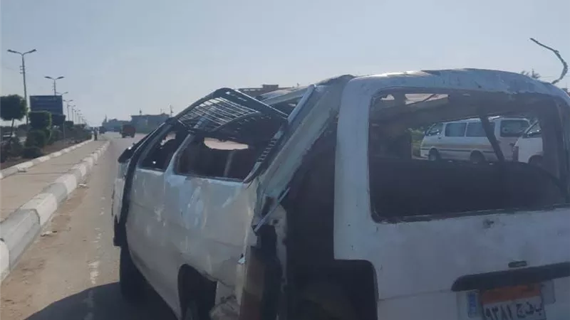 إصابة 11 شخصًا في تصادم سيارتين بطريق القاهرة – الإسكندرية الصحراوي