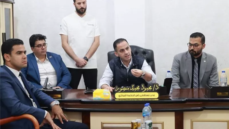 نائب وزير الصحة يتابع تطوير مستشفى رأس الحكمة استعدادًا لتطبيق التأمين الصحي الشامل بمطروح