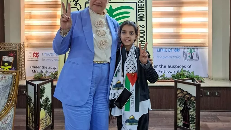 السنباطي تستقبل الطفلة الفلسطينية ريتاج جحا وتعلنها سفيرة للطفولة تقديرًا لصمودها
