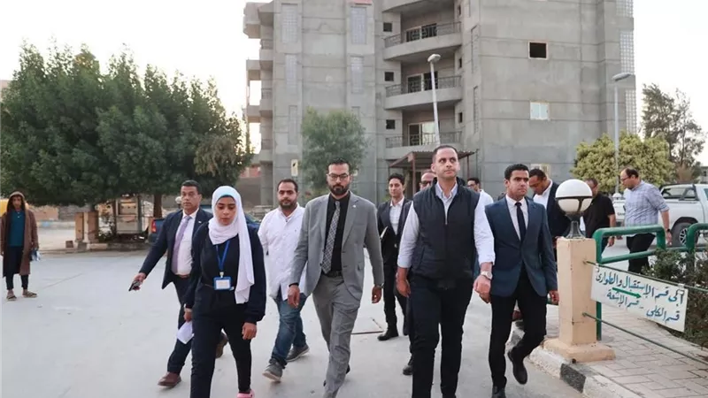 نائب وزير الصحة يتفقد مستشفى الحمام المركزي لمتابعة جاهزية الخدمات الطبية بمطروح