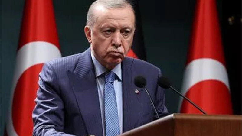 أردوغان يلوّح بمرحلة سلام جديدة مع الأكراد ويفتح الباب أمام عودة أوجلان للمشهد السياسي