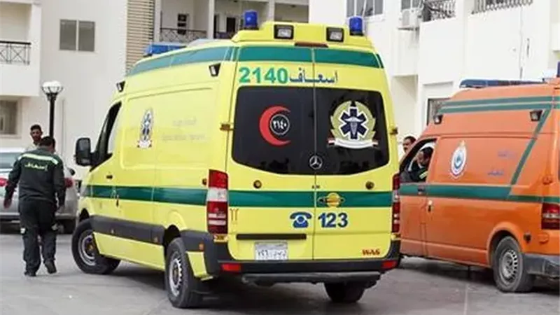مصرع شخص وإصابة 5 آخرين في تصادم أتوبيس وسيارة نقل بالمنيا 