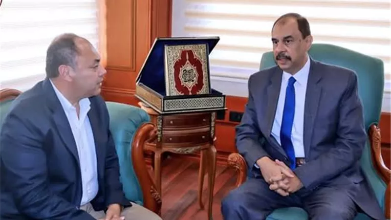 محافظ سوهاج يبحث مع رئيس هيئة تنمية الصعيد تعزيز التعاون 