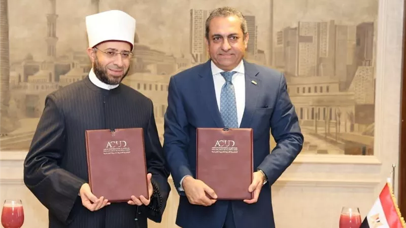 وزير الأوقاف ورئيس شركة العاصمة الإدارية للتنمية العمرانية يوقعان بروتوكول تعاون 