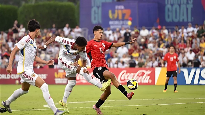 منتخب الناشئين يخسر أمام إنجلترا بثلاثية ويتأهل لدور الـ32 للمونديال