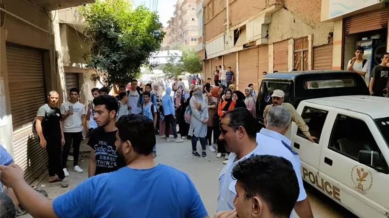 جريمة بشعة في المنوفية.. شاب ينهي حياة زوجته وابنه الرضيع وينشر صورتهما على فيسبوك