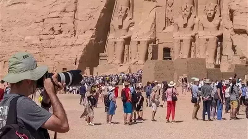 الوزراء: توقعات بوصول حجم قطاع السياحة العالمي لـ11.11 تريليون دولار