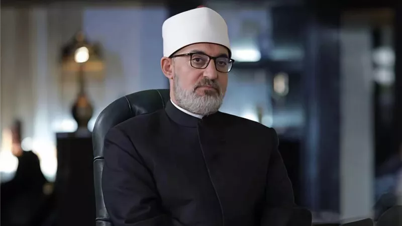 مفتي الجمهورية: استهداف مسجد جاكرتا اعتداء آثم على حرمة بيوت الله