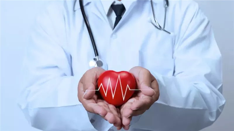 أطعمة يوصي بها الأطباء لخفض الكوليسترول وحماية القلب