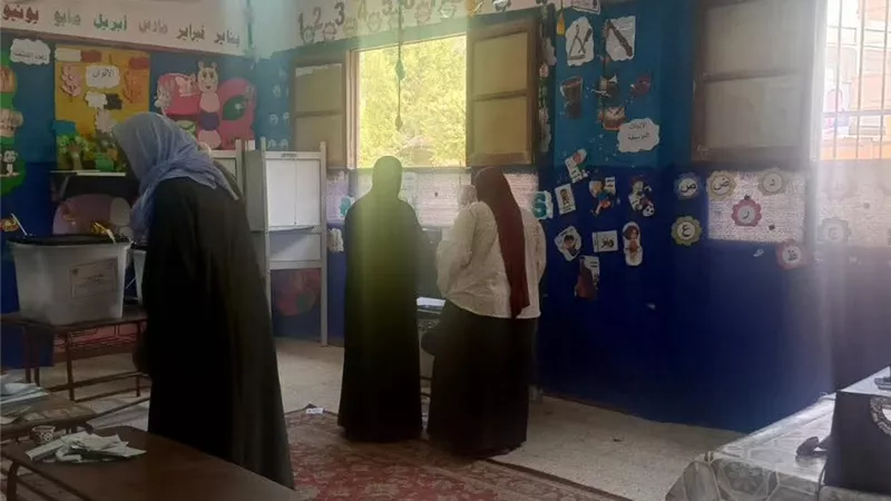 توافد الناخبين على لجان الفيوم في اليوم الأول لانتخابات مجلس النواب 2025
