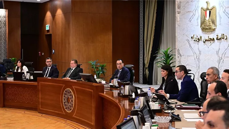 رئيس الوزراء يتابع مستجدات تطبيق وتنفيذ اتفاقيات التجارة الحرة التي تم توقيعها