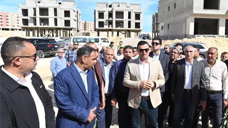 وزير الإسكان يتابع مشروعي M8 by the Lake وبوغاز لتوصيل مياه بحيرة نيو مارينا
