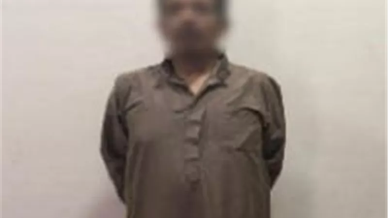 القبض على عامل لقيامه بالتعدى بالضرب على ابنة شقيقه بالخصوص