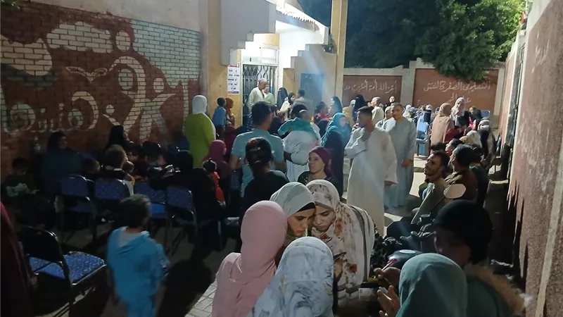 إقبال متواصل من الناخبين بالمنيا قبل غلق اللجان وانتظام العملية الانتخابية دون معوقات
