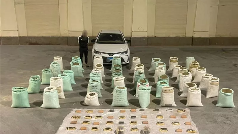 سقوط عنصر إجرامي بحوزته 1,5 طن حشيش  بـ 95 مليون جنيه فى الإسماعيلية
