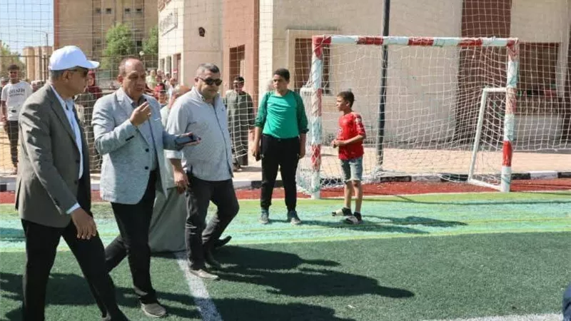 محافظ المنيا يستعرض جهود مديرية الشباب والرياضة خلال أكتوبر الماضي 