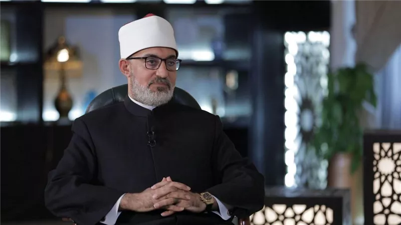 مفتي الجمهورية يدين تفجير إسلام آباد: الإرهاب عدوان على الدين والإنسانية