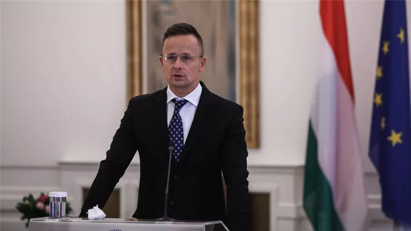 وزير خارجية المجر: لا يمكننا السماح للمجر والمجريين بدخول الحرب
