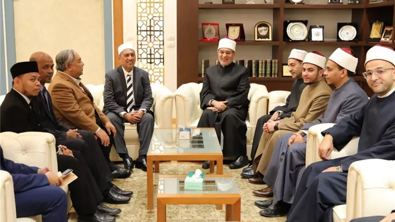 مصر وماليزيا تتفقان على تعزيز التعاون الإفتائي والتدريب الديني