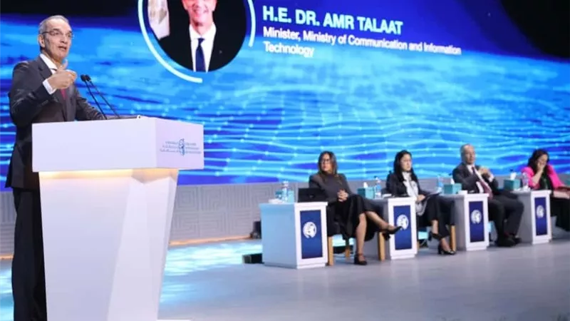 وزير الاتصالات: الذكاء الاصطناعي لن يحل محل الطبيب ولكنه معاون ومساعد له 