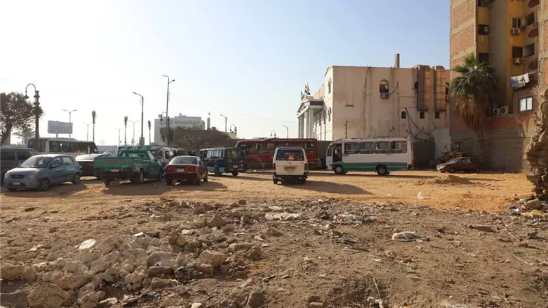 محافظ المنيا يطلق حزمة إجراءات لتحسين الحركة المرورية ودعم مناخ الاستثمار بكورنيش النيل