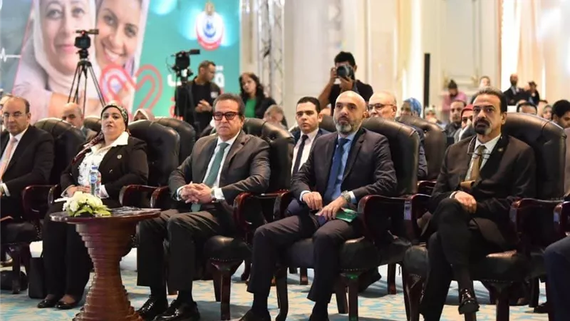 وزير الصحة: الشراكة مع «باير» تُسهم في تقليل الأعباء الصحية على المصريين