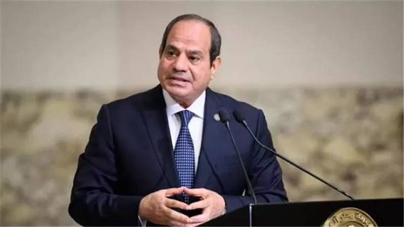 الرئيس السيسي يشدد على دور العلماء في مواجهة التطرف والإرهاب