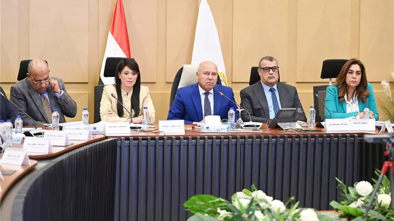 النقل: تفعيل قانون تفضيل المنتج المحلي لتقليل فاتورة الواردات