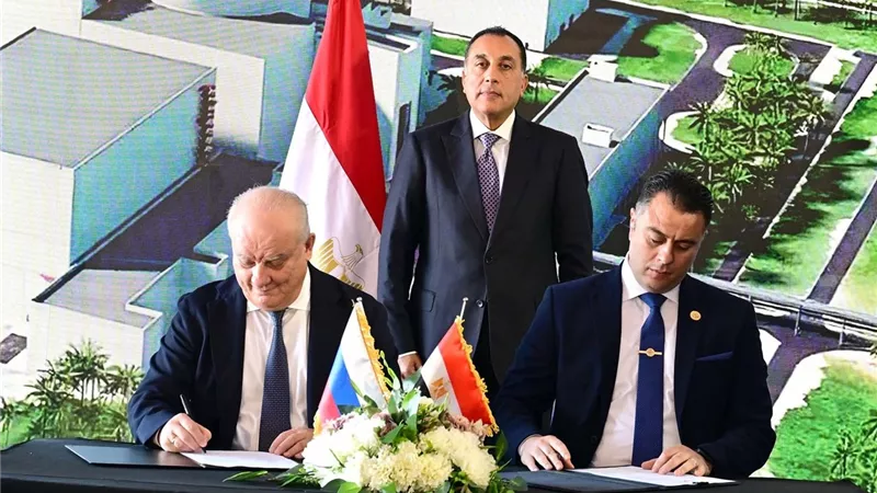 رئيس الوزراء يشهد توقيع اتفاقيات الوقود النووي والتعاون الشامل مع 