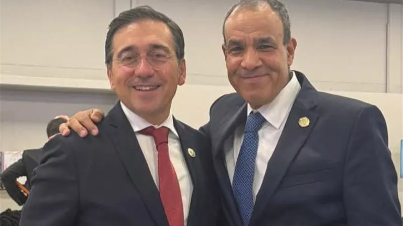 وزير الخارجية يلتقي مع نظيره الأسبانى على هامش أعمال قمة مجموعة العشرين