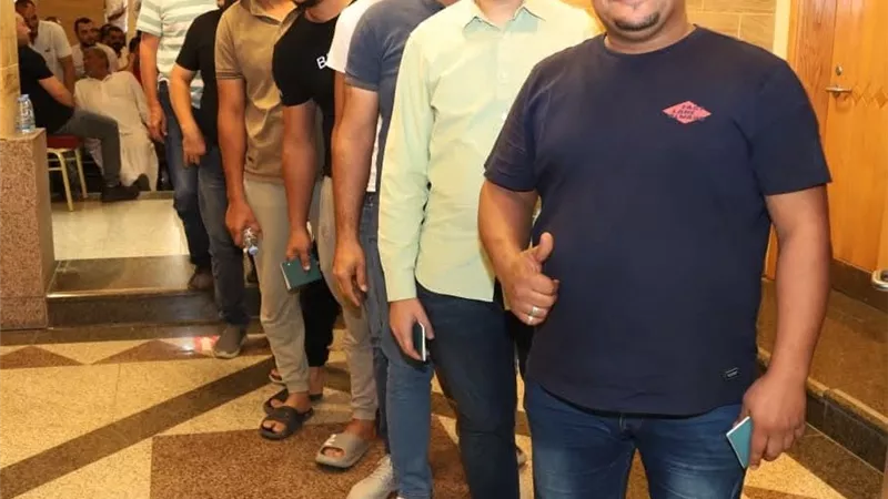 إقبال كبير من أبناء الجالية المصرية بجده للمشاركة في الإنتخابات البرلمانية قبل غلق باب التصويت