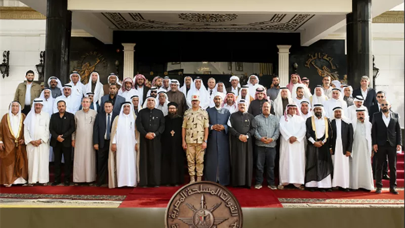 قيادة الجيش الثاني الميداني تستقبل شيوخ وعواقل وممثلي المجتمع المدني بشمال سيناء