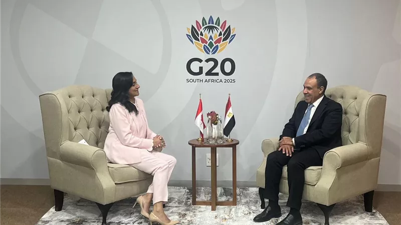 على هامش قمة مجموعة العشرين.. عبدالعاطي يلتقي وزيرة خارجية كندا في جوهانسبرج