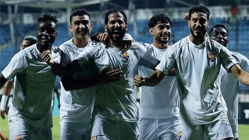 الجونة يقسو على بيراميدز بثنائية في كأس عاصمة مصر