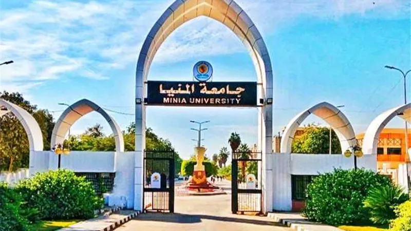 جامعة المنيا تنفي اتهامات خريجة وتتوعد باتخاذ إجراءات قانونية ضد الشائعات