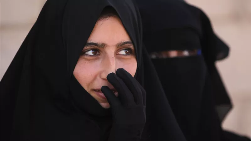 الأرملة تفاجئ الورثة.. حقوق مالية مُقدَّمة قبل تقسيم التركة