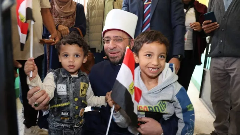 وزير الأوقاف: الوطن لا يُبنى إلا بالإيجابية وبالفعل والمبادرة
