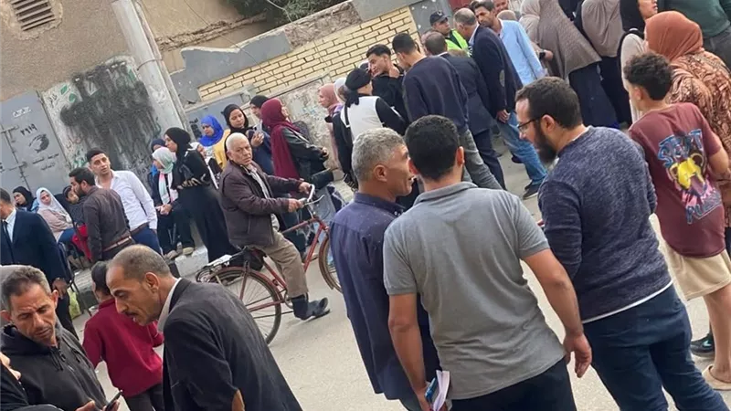 مجلس النواب 2025.. الناخبون يواصلون التوافد على لجان الاقتراع بالقليوبية