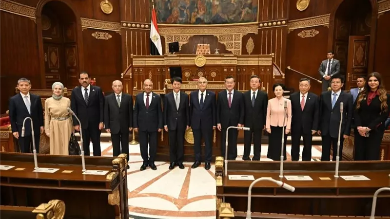 رئيس مجلس الشيوخ يستقبل نائب رئيس المجلس الاستشاري الصيني لتعزيز التعاون البرلماني