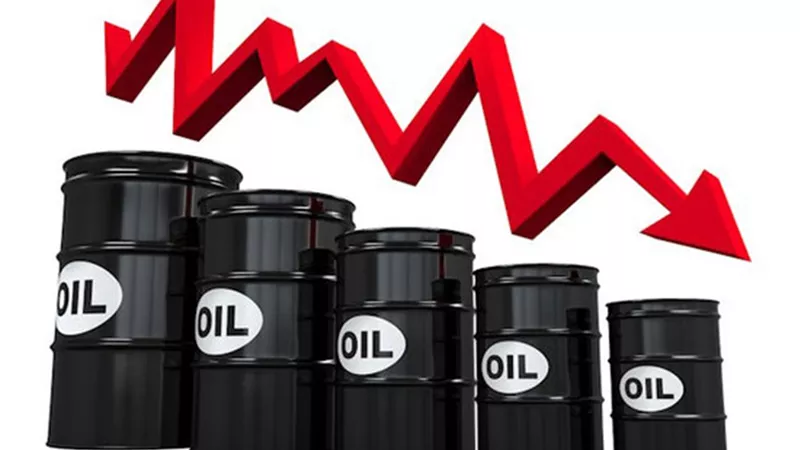 بعد قفزة 5% الأسبوع الماضي.. لماذا هبطت أسعار النفط؟